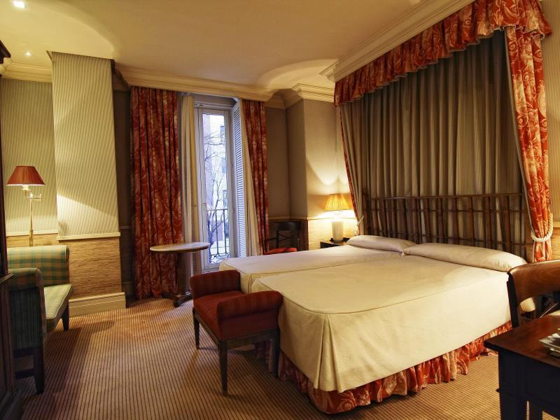 Adler Hotel Madrid Bagian luar foto